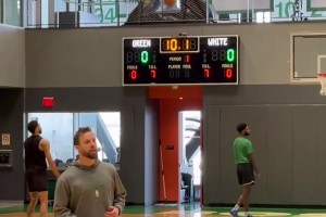 这姿势看着怪怪的？塔图姆的三分球投篮训练